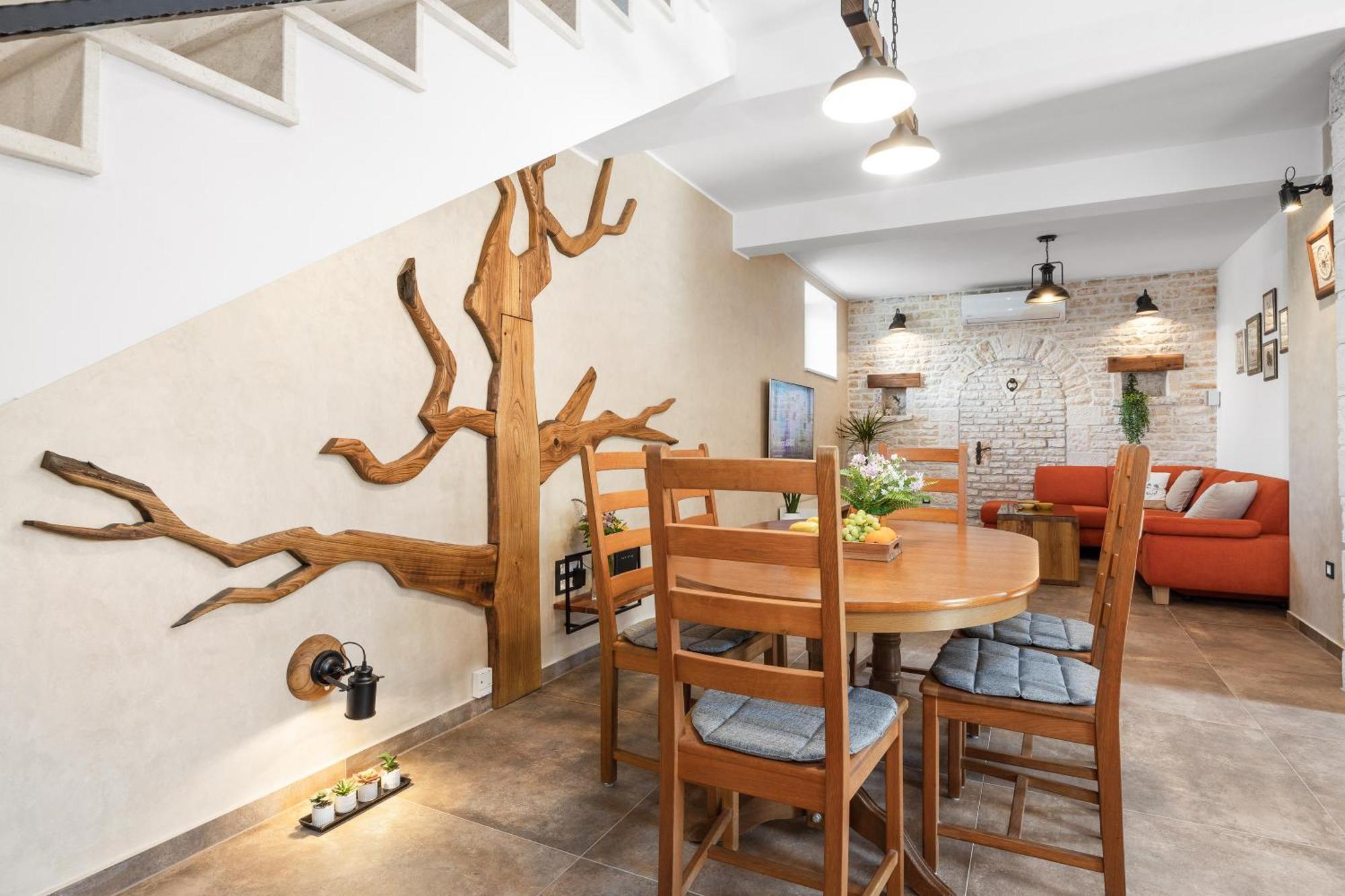 Villa Indigenous House Komez *