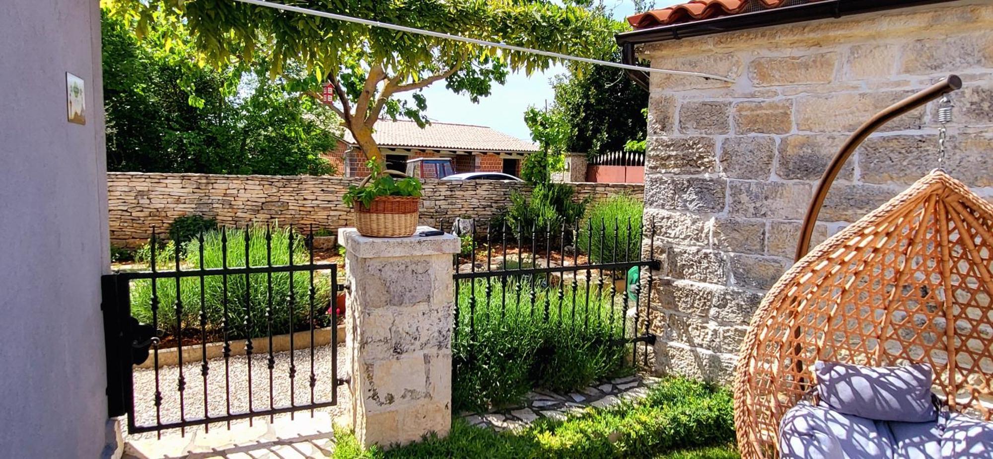 Indigenous House Komez Stokovci